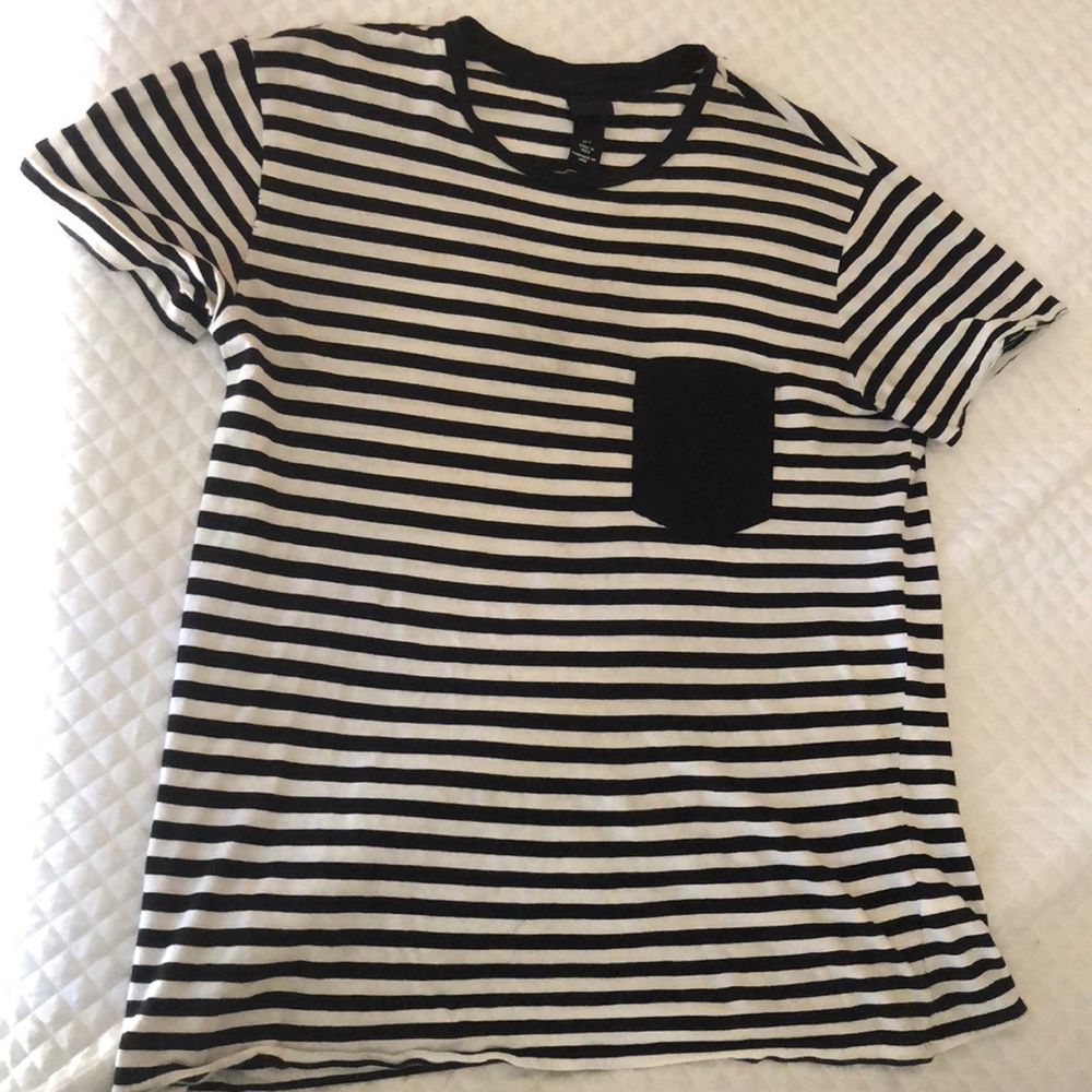 Men’s H&M t-shirt